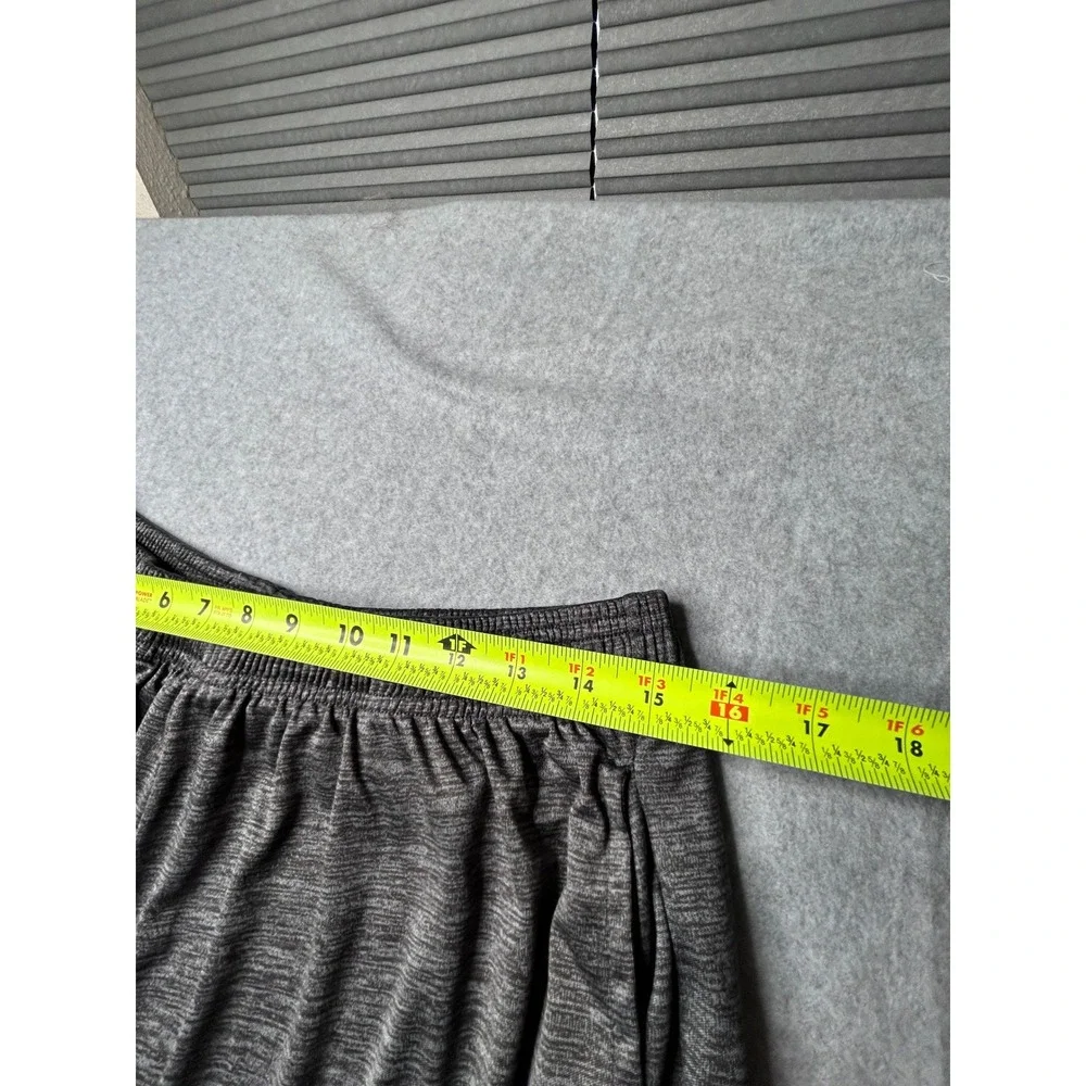 Buffalo Outdoors Mens 2XL Athletic Shorts Gray Mesh Gym Pockets